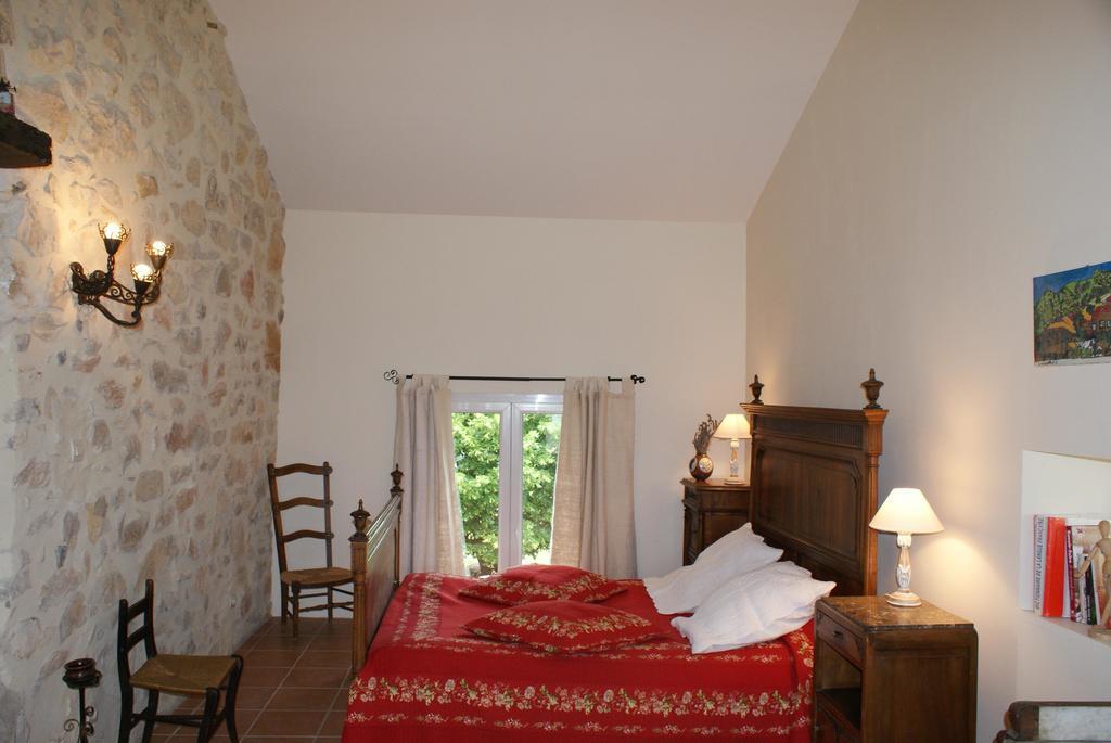 Chez Bacchus Bed and Breakfast Gras Kamer foto